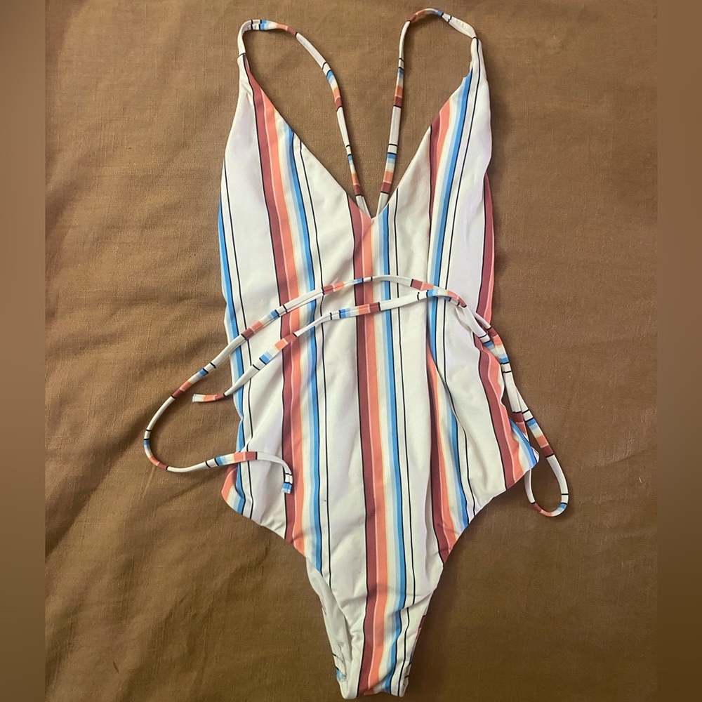 Billabong low one piece swimsuit in Retro Stripe.